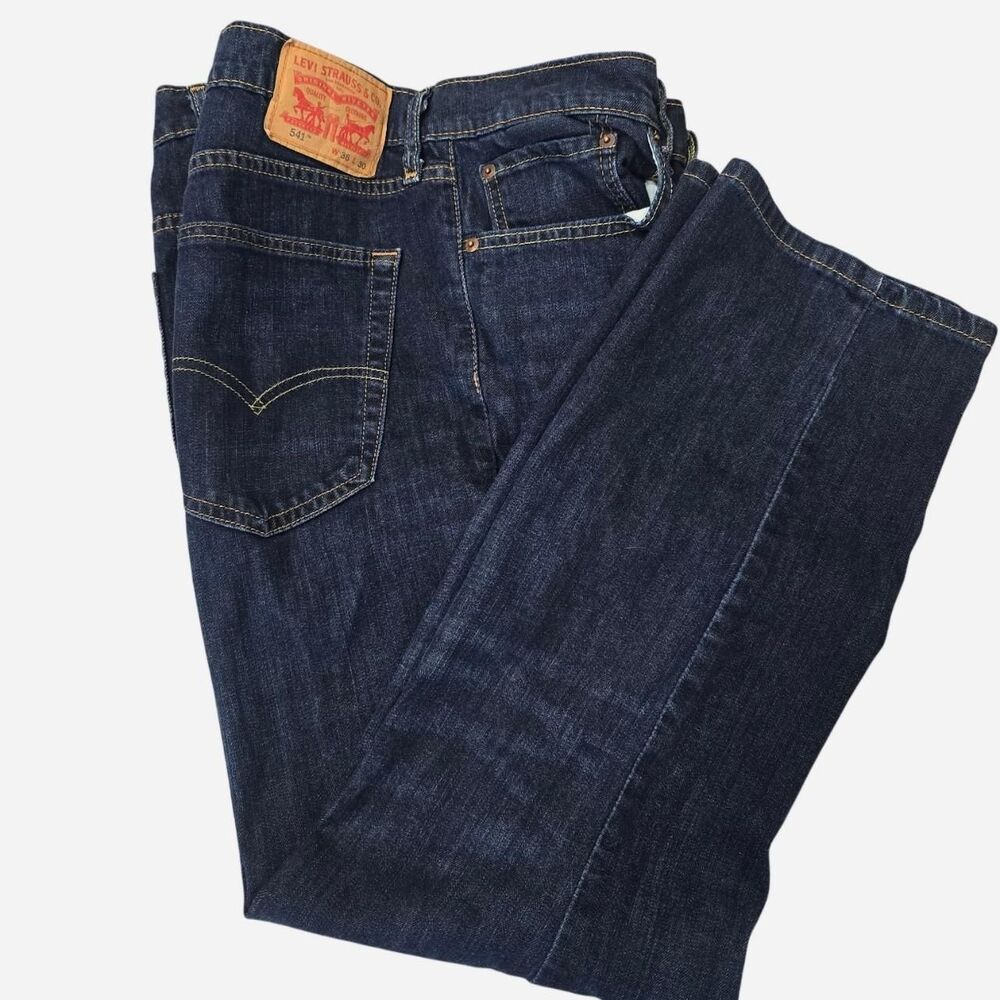 Levi's 501 Men's Size 36x30 dark wash western